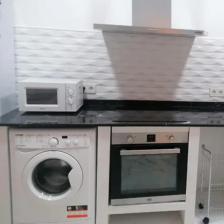 Living 2 Apartment *